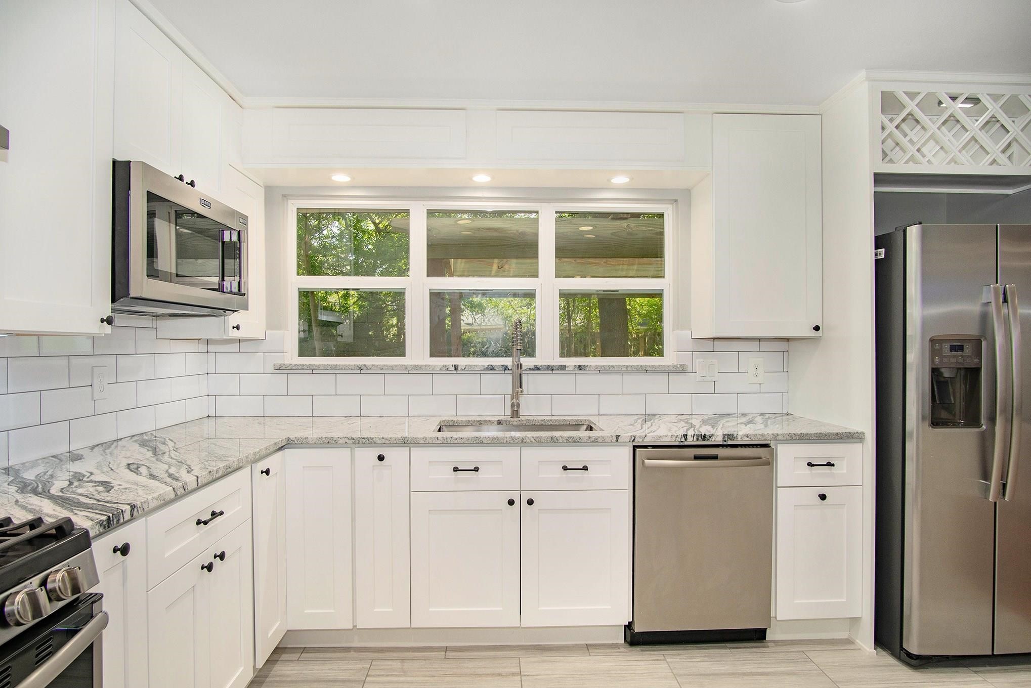 Buy or rent a property | Kinglet St, Houston 77035