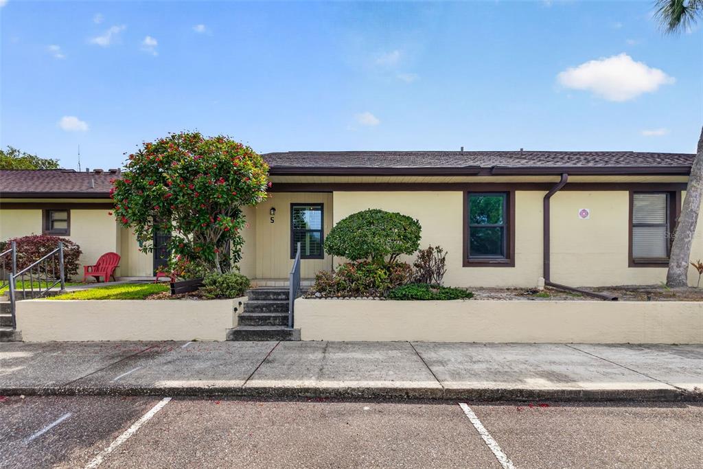 Buy or rent a property | Daffodil Pl, Dunedin 34698