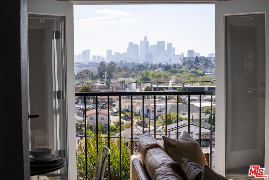 Buy or rent a property | Dunn Ave, Los Angeles 90063