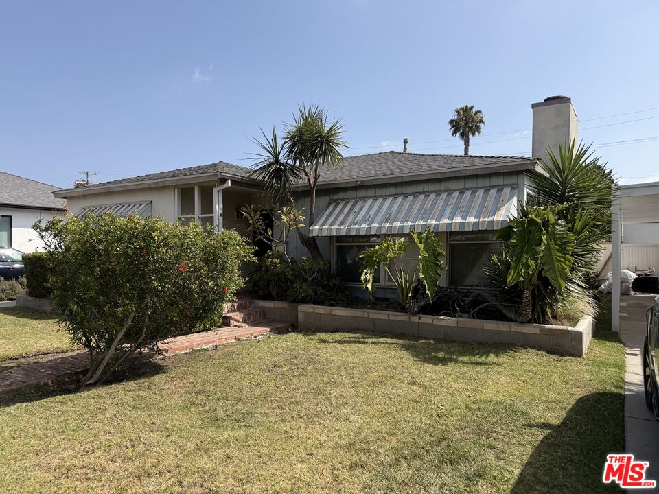 Buy or rent a property | S Bentley Ave, Los Angeles 90064