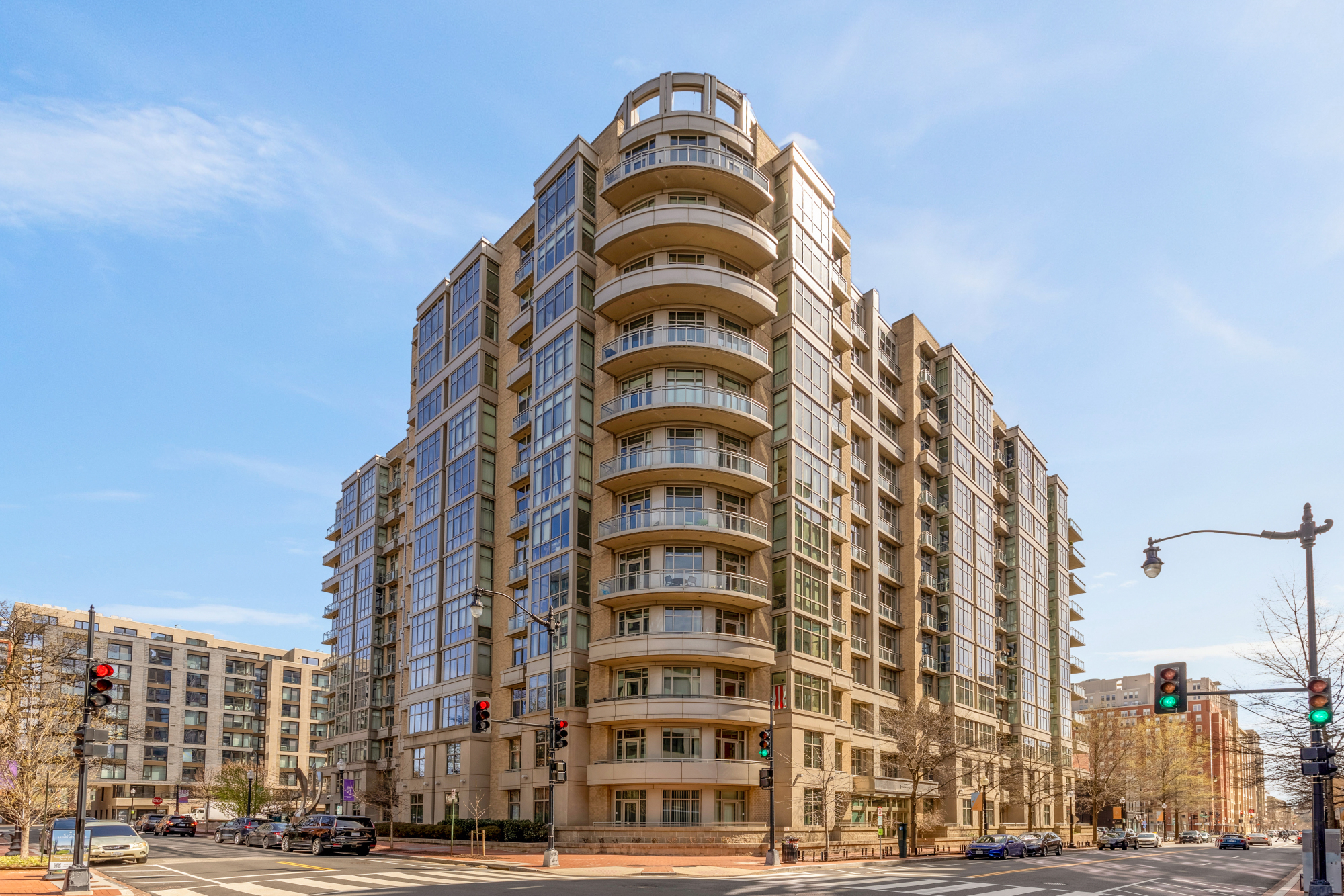 Buy or rent a property | 4th St NW, Washington, DC 20001