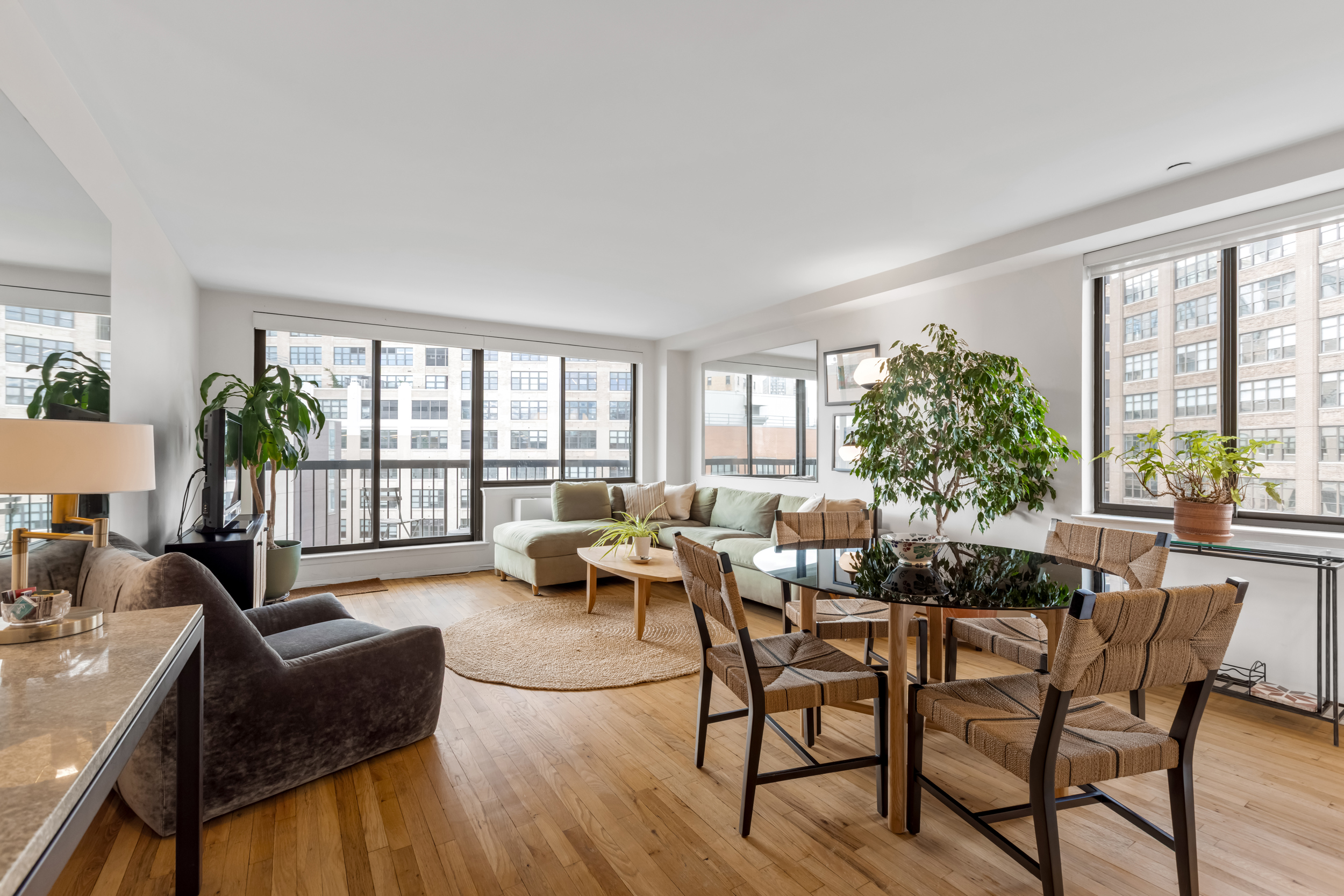 Buy or rent a property | Downing Street, West Village 10014