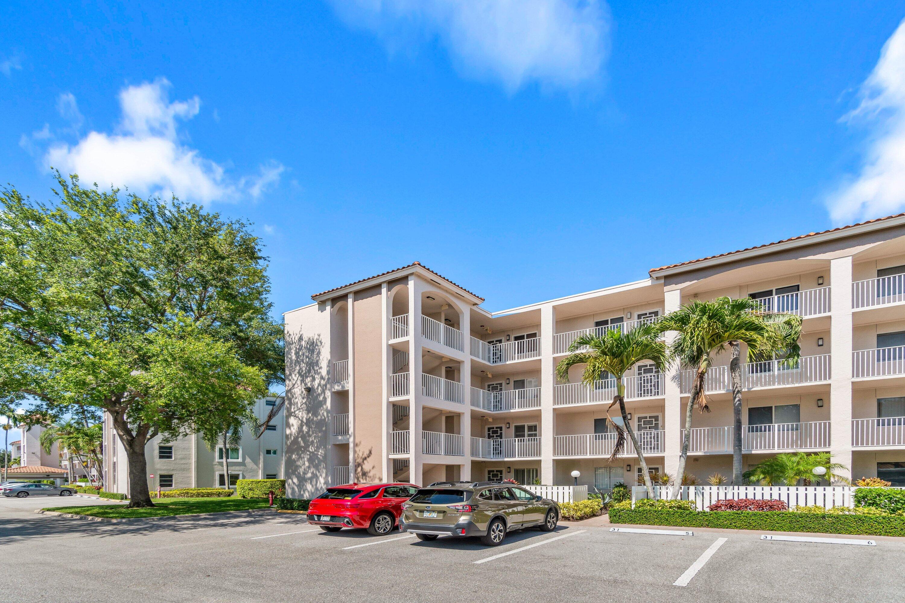 Buy or rent a property | Huntington Pointe Dr, Delray Beach 33484