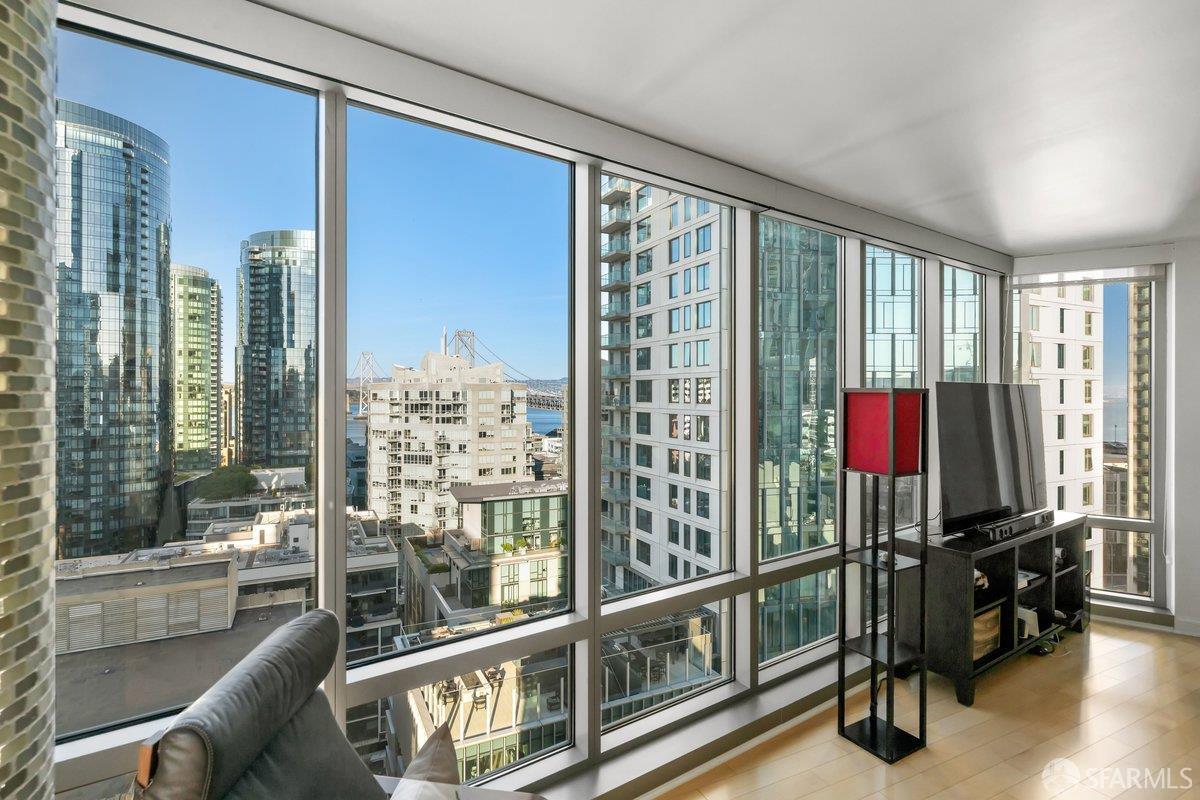 Buy or rent a property | 1st St, San Francisco 94105