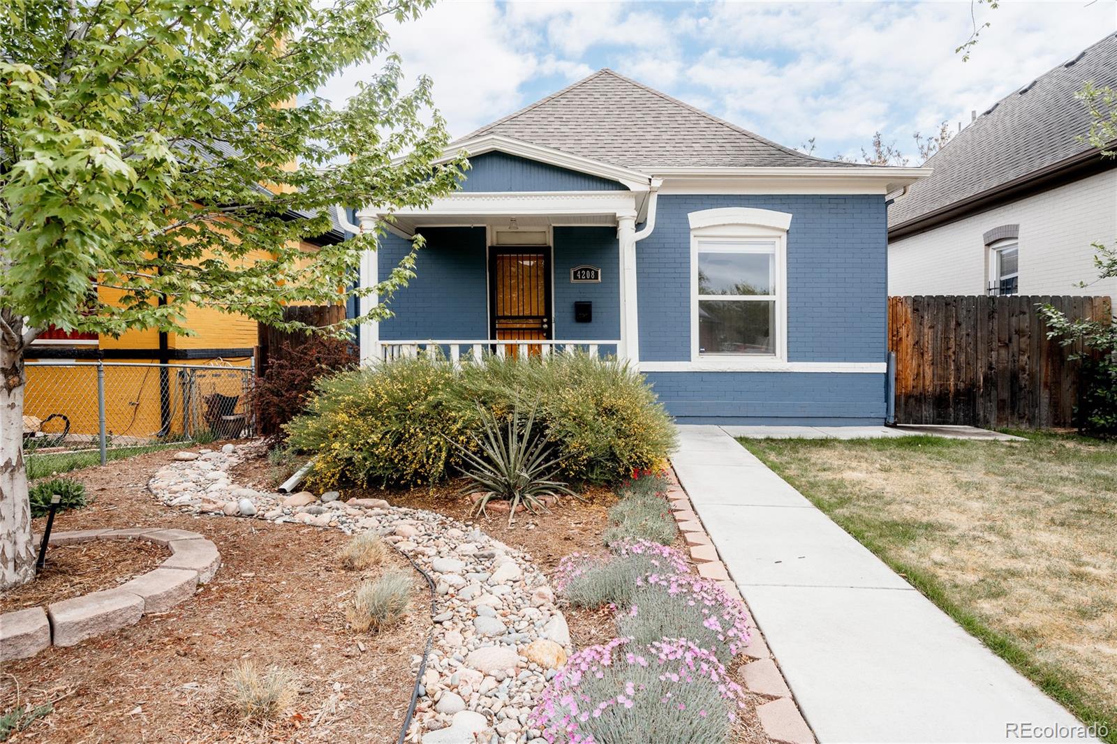Buy or rent a property | Lipan St, Denver 80211