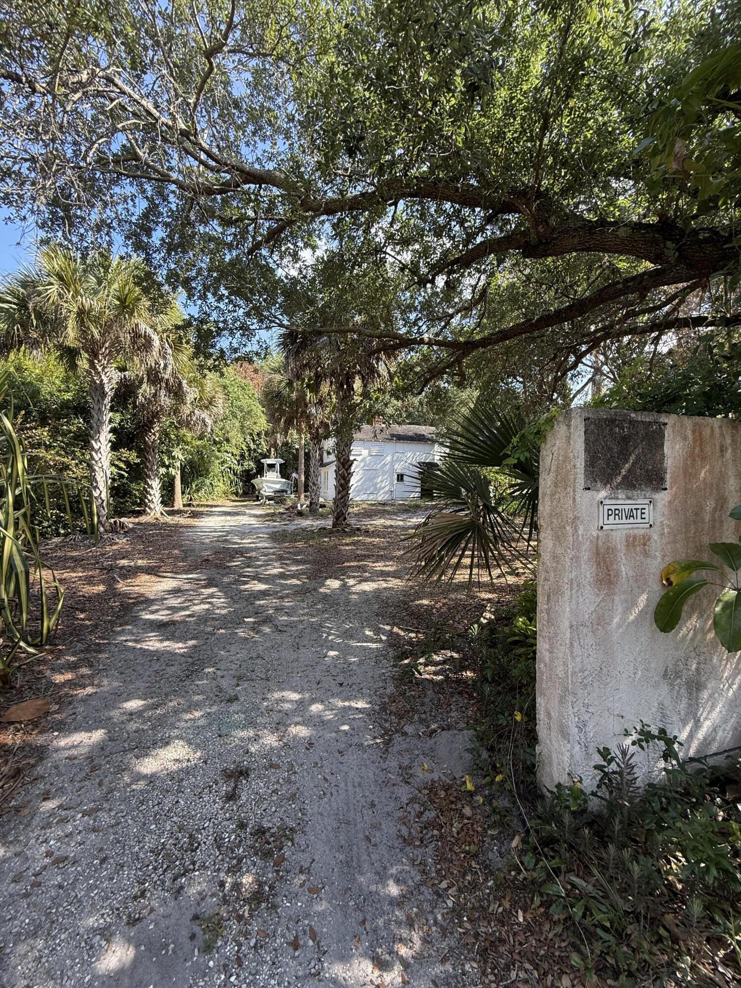 Buy or rent a property | SE St Lucie Blvd, Stuart 34996