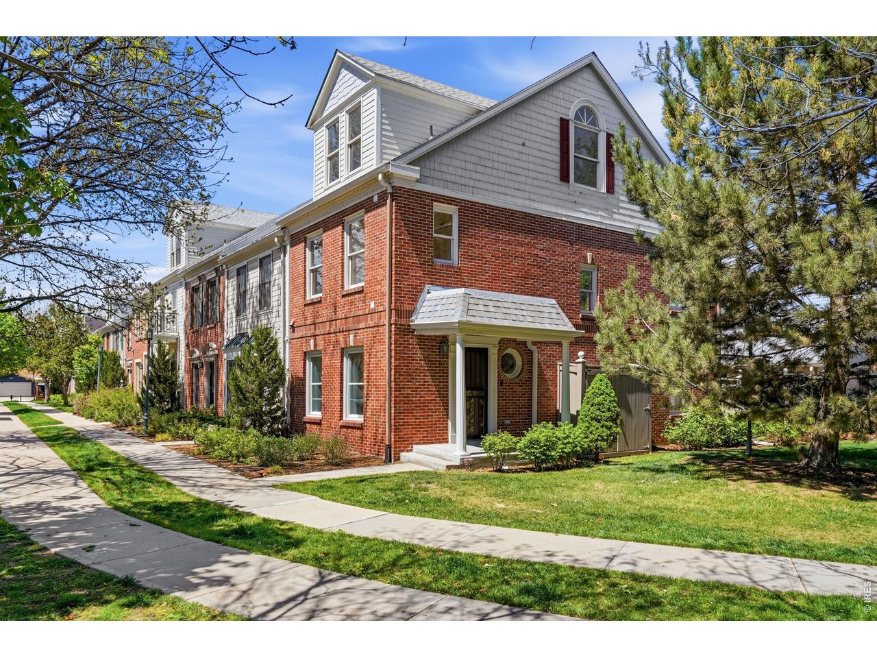 Buy or rent a property | Ivanhoe St, Denver 80220