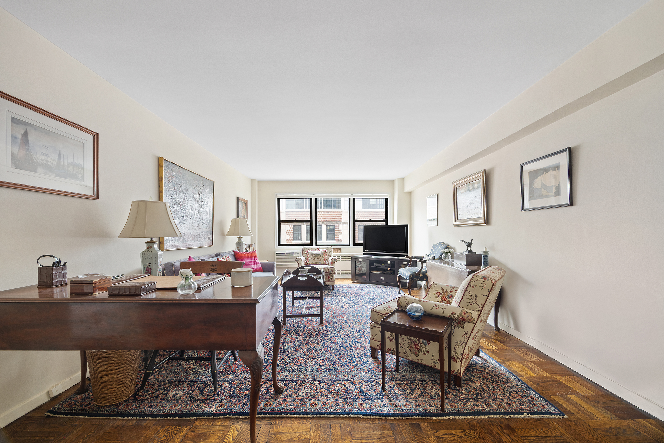 Buy or rent a property | East 77th Street, Upper East Side 10075