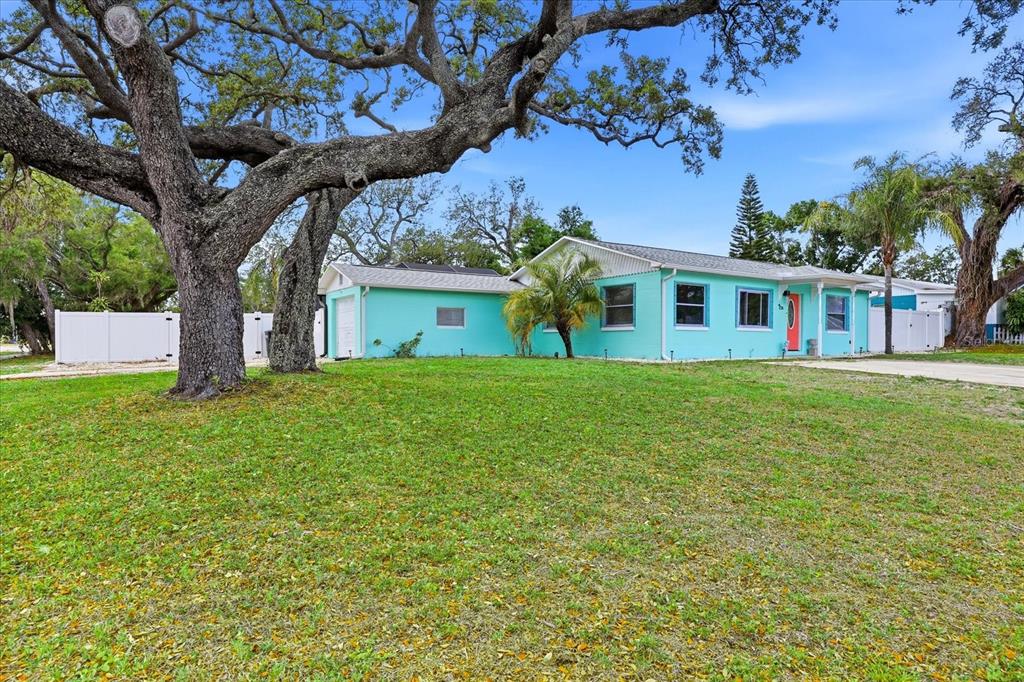 Buy or rent a property | S Glenwood Ave, Clearwater 33756