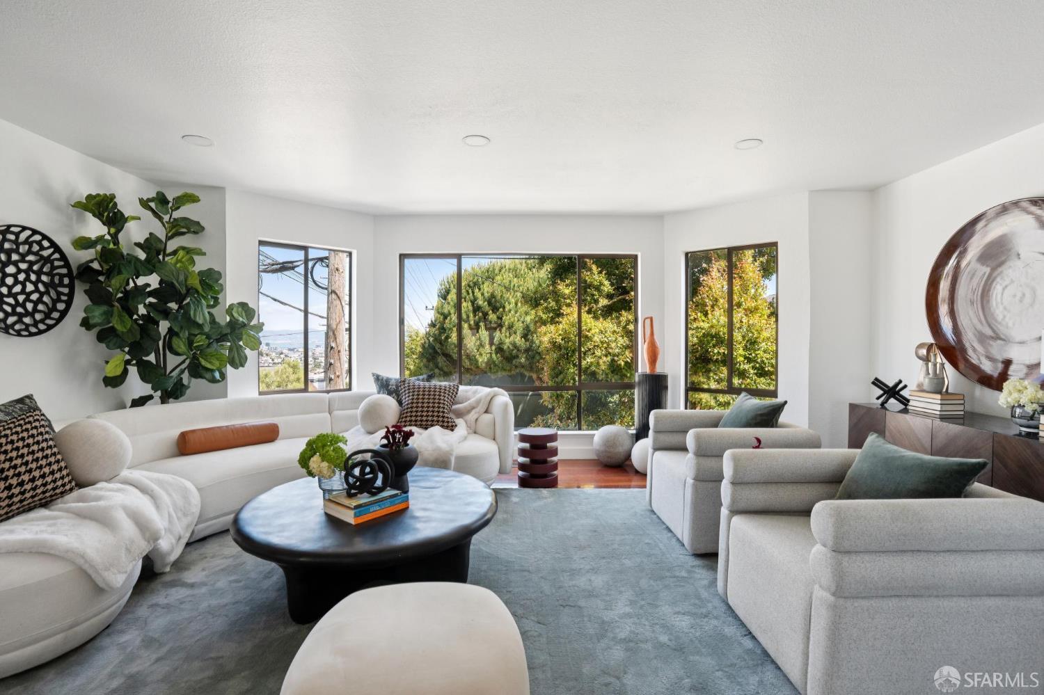 Buy or rent a property | Grand View Ave, San Francisco 94114