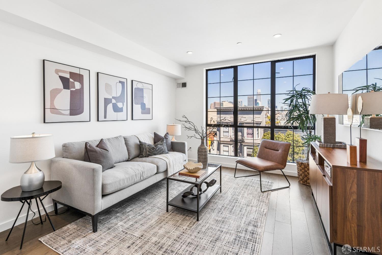 Buy or rent a property | 9th St, San Francisco 94103