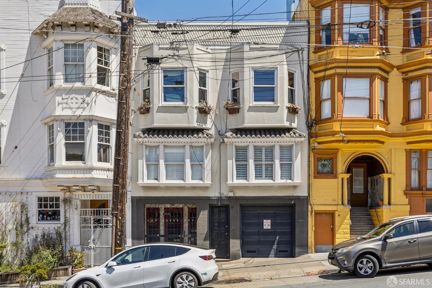 Buy or rent a property | Castro St, San Francisco 94114