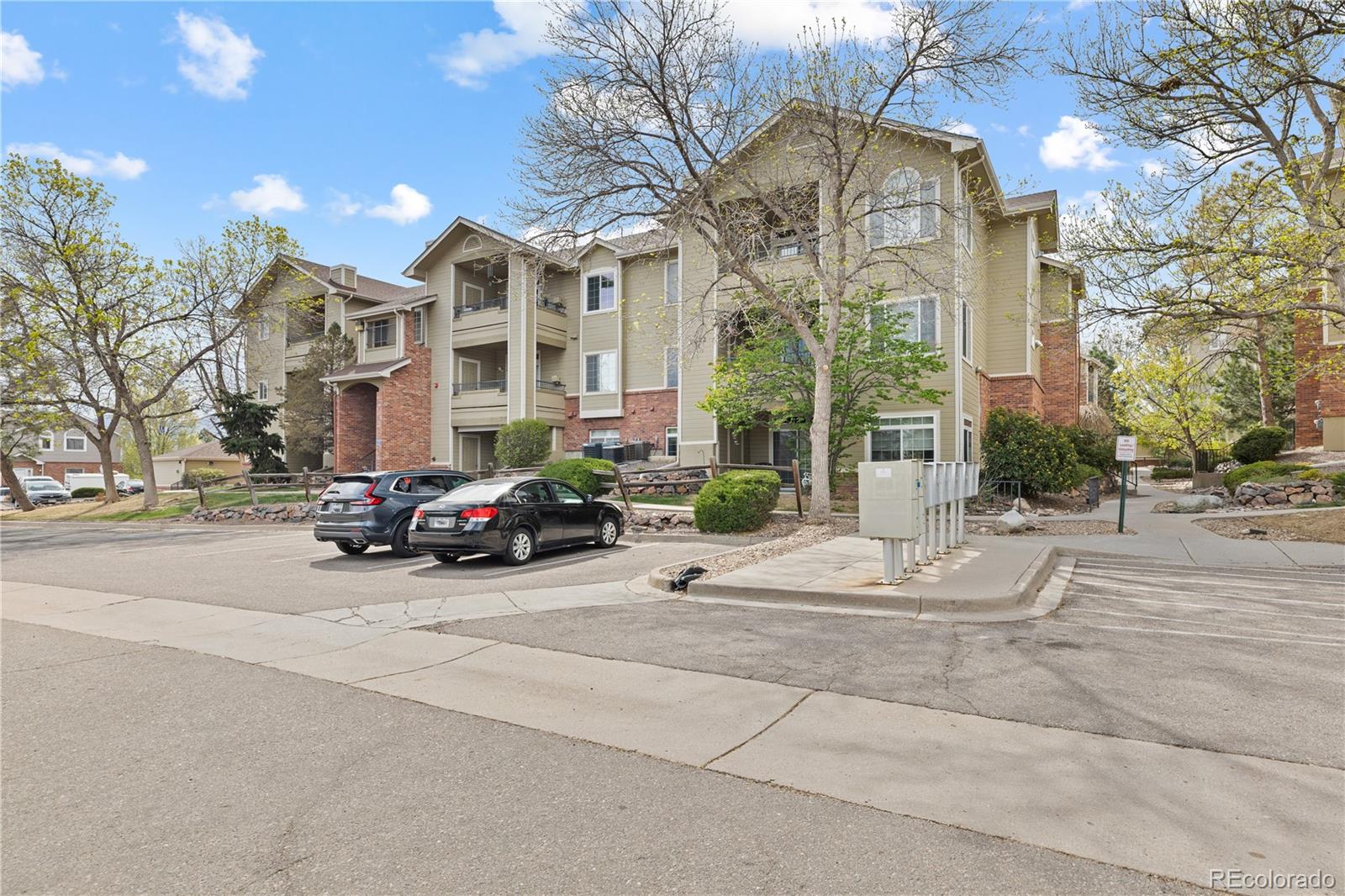 Buy or rent a property | S Upham Way, Littleton 80128
