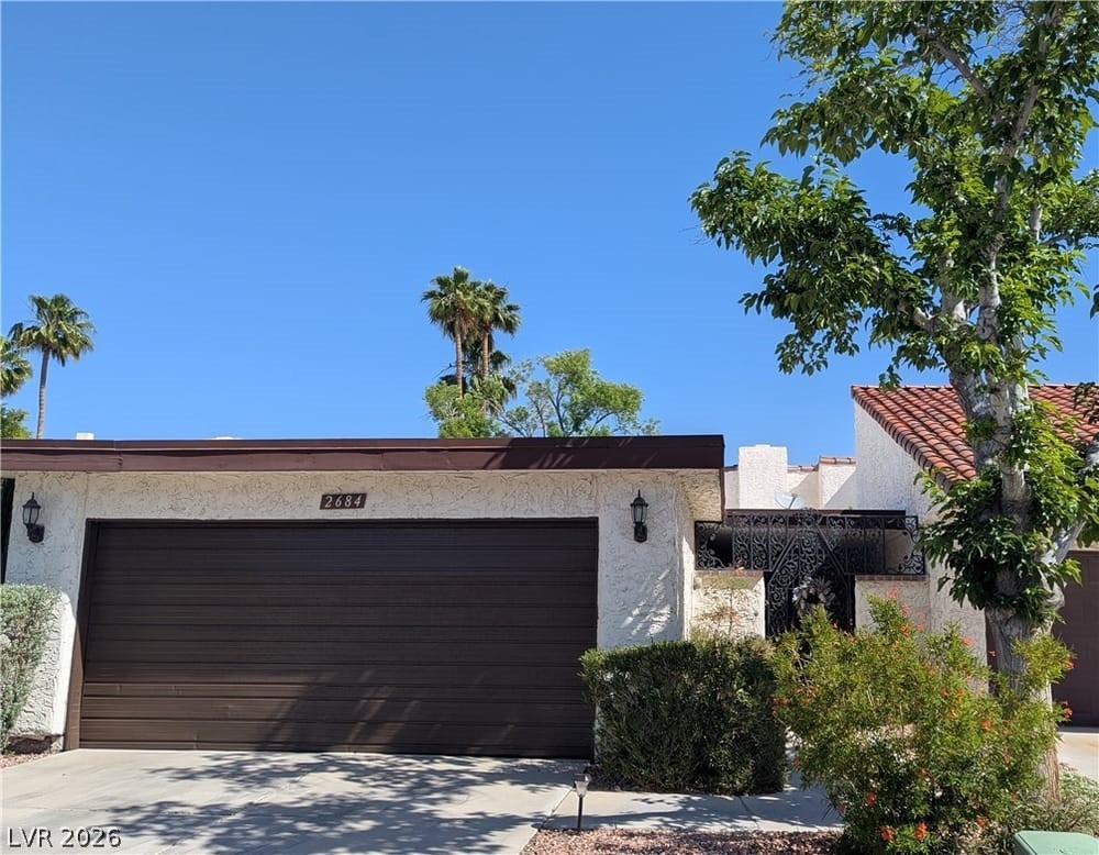 Buy or rent a property | San Lago Ct, Las Vegas 89121