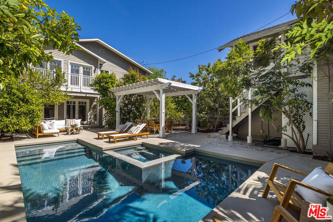 Buy or rent a property | N Curson Ave, Los Angeles 90046