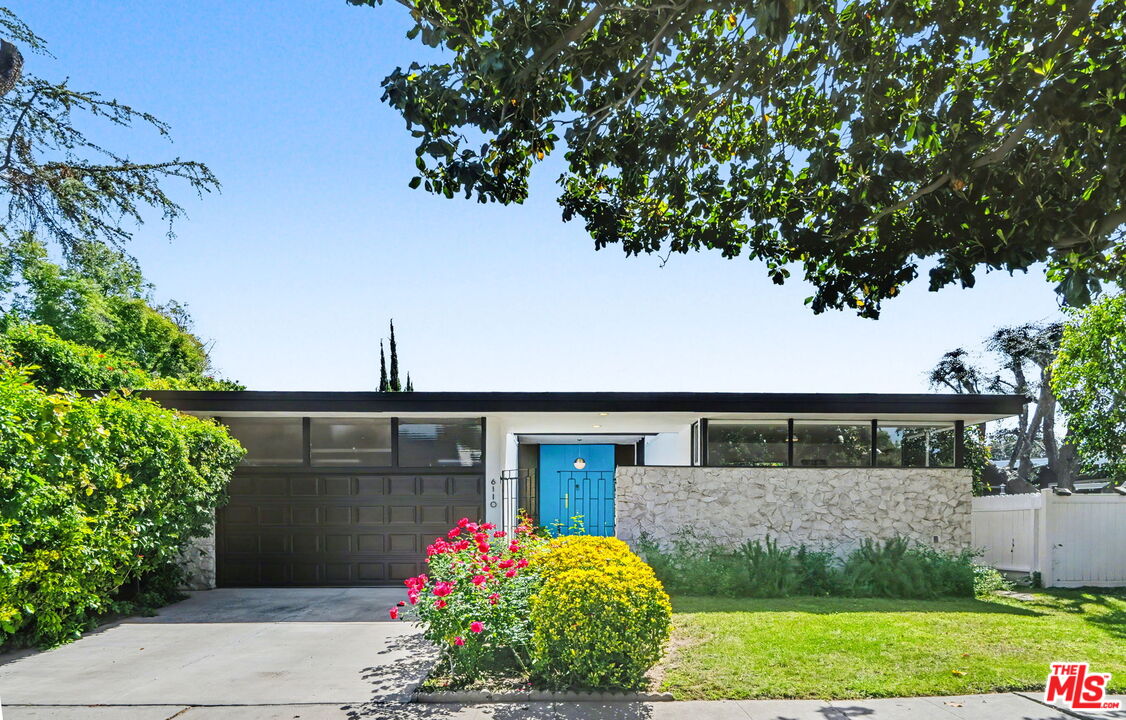 Buy or rent a property | Mary Ellen Ave, Van Nuys 91401