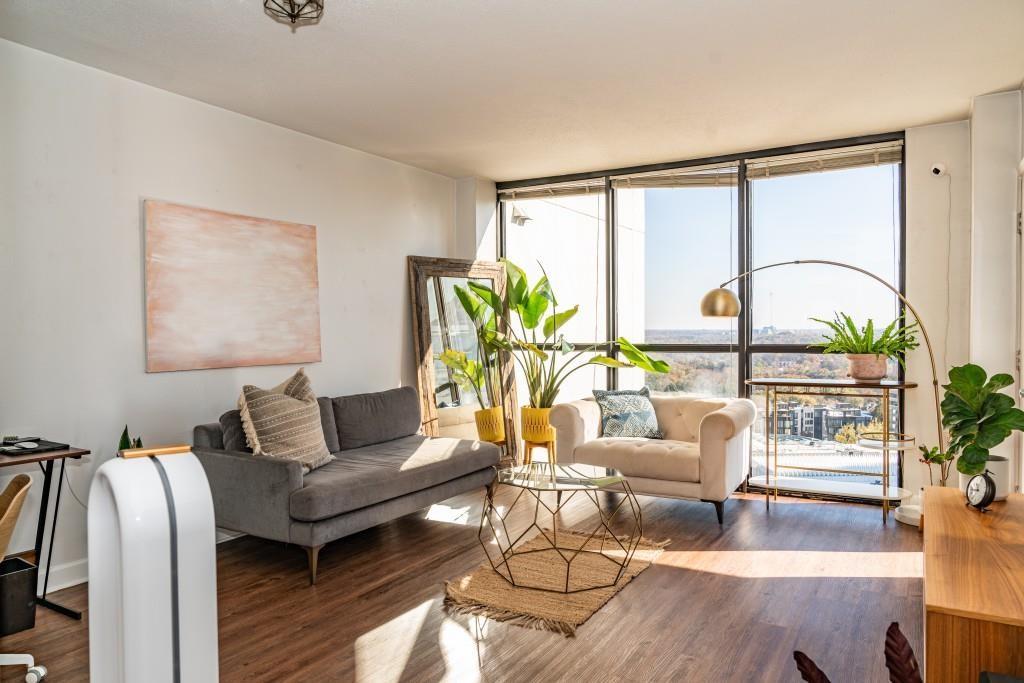 Buy or rent a property | W Peachtree St NW, Atlanta 30309