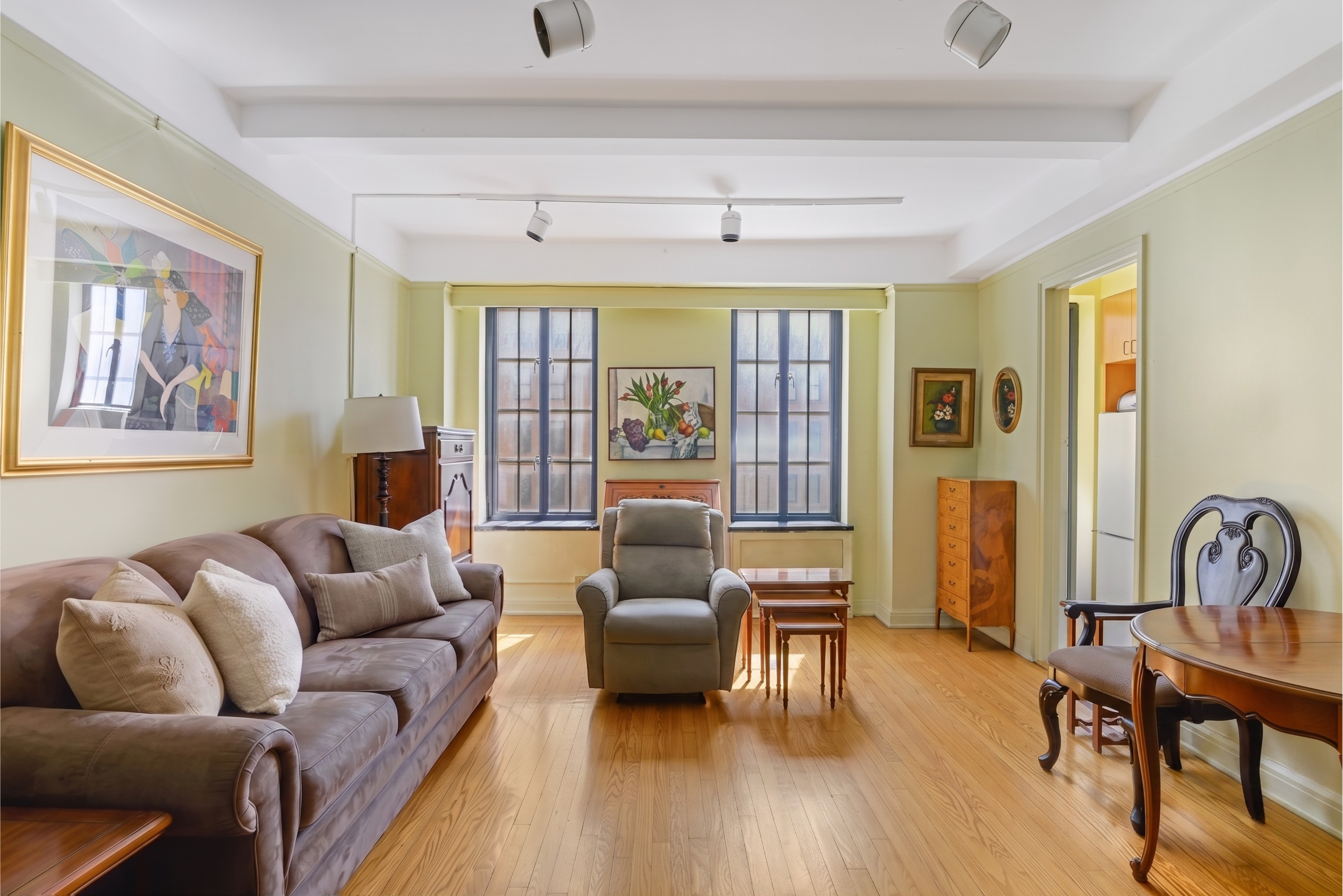 Buy or rent a property | West 16th Street, Chelsea 10011