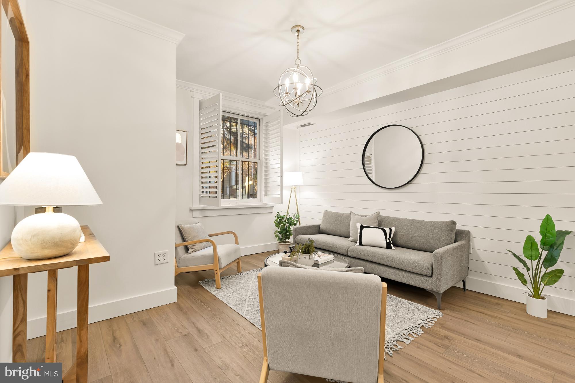 Buy or rent a property | U St NW, Washington, DC 20001