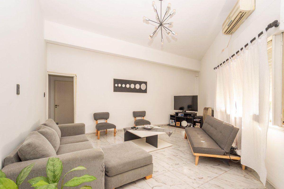 Buy or rent a property | Pizarro, Mataderos C1440ABL