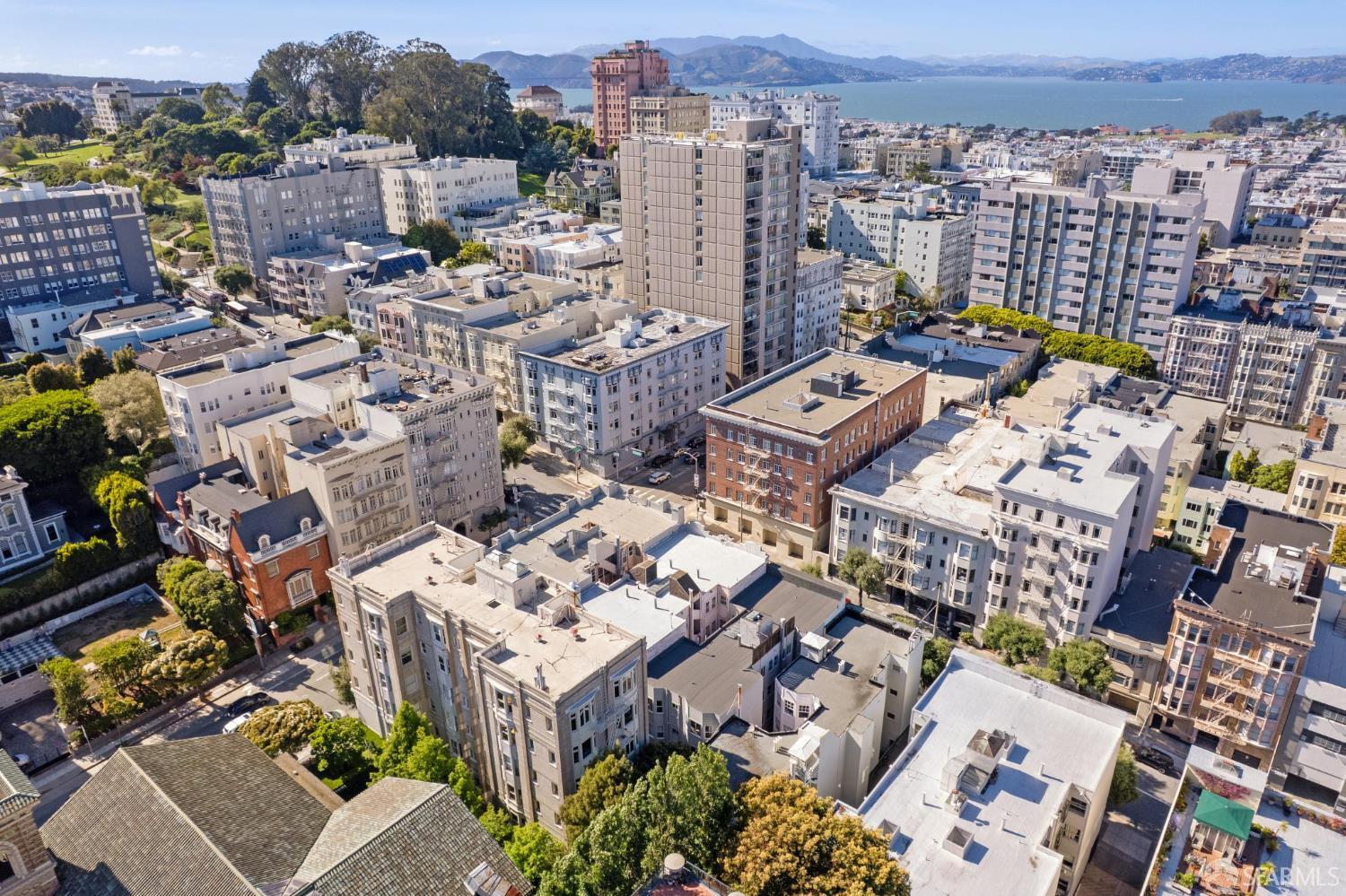 Buy or rent a property | Franklin St, San Francisco 94109