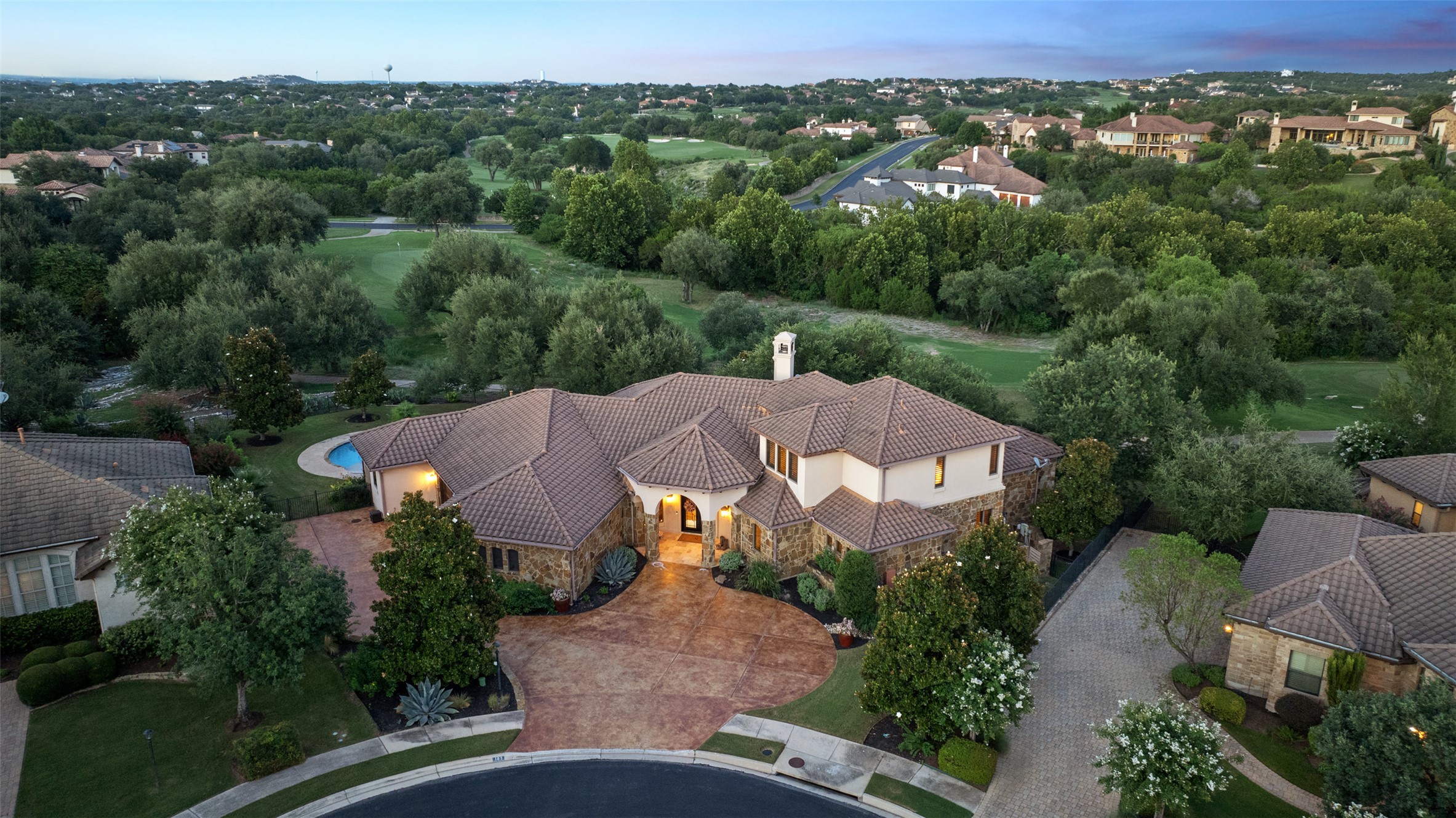 Buy or rent a property | Cog Hill Ct, Austin 78738