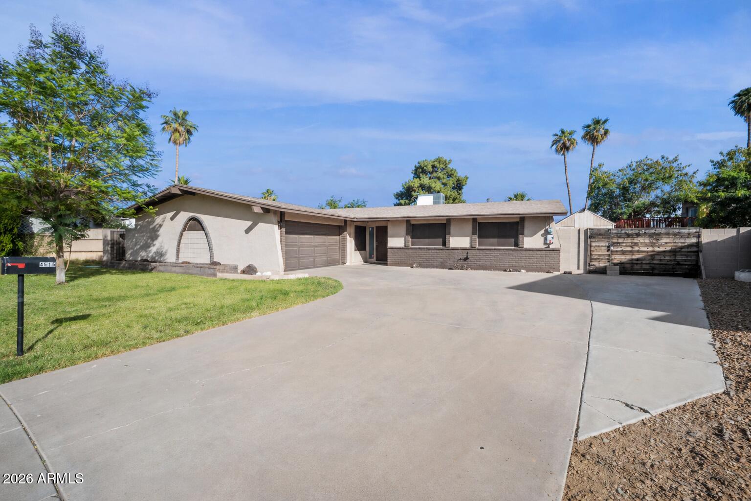 Buy or rent a property | W Shaw Butte Dr, Glendale 85304