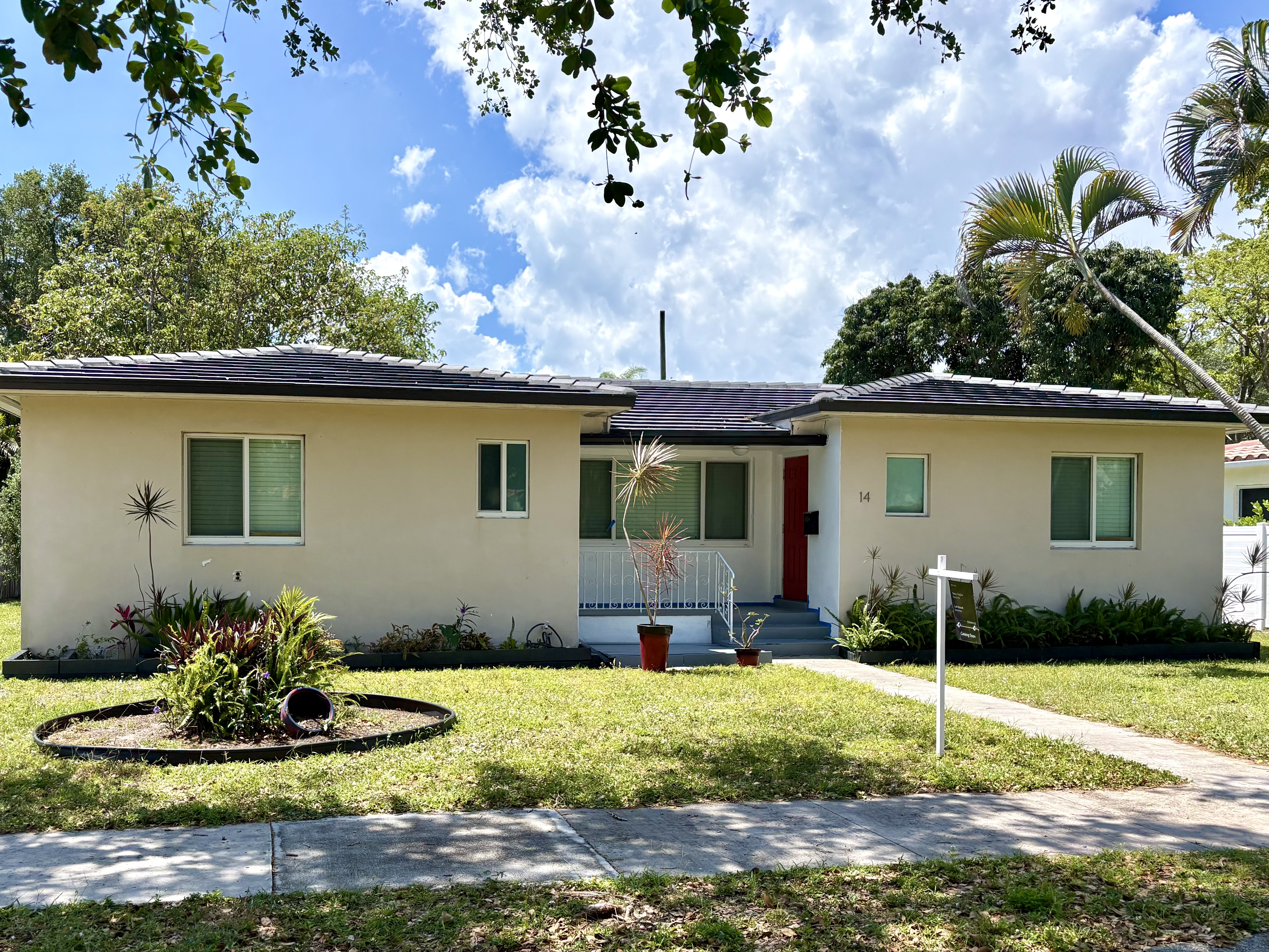Buy or rent a property | NE 108th St, Miami 33161