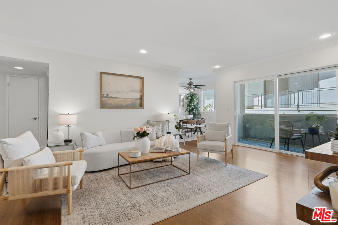 Buy or rent a property | S Barrington Ave, Los Angeles 90025