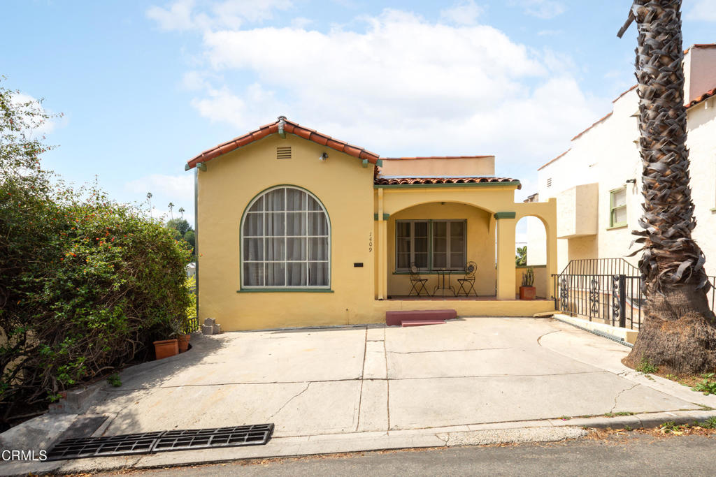 Buy or rent a property | Hamilton Way, Los Angeles 90026