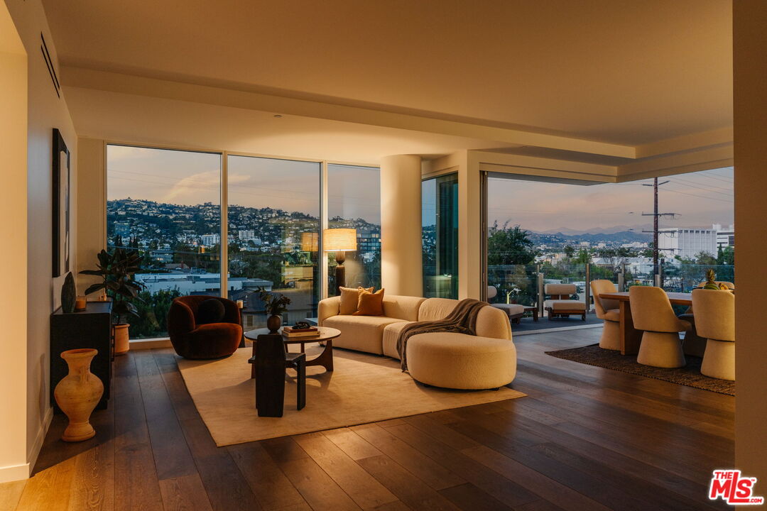 Buy or rent a property | W 3rd St, Los Angeles 90048