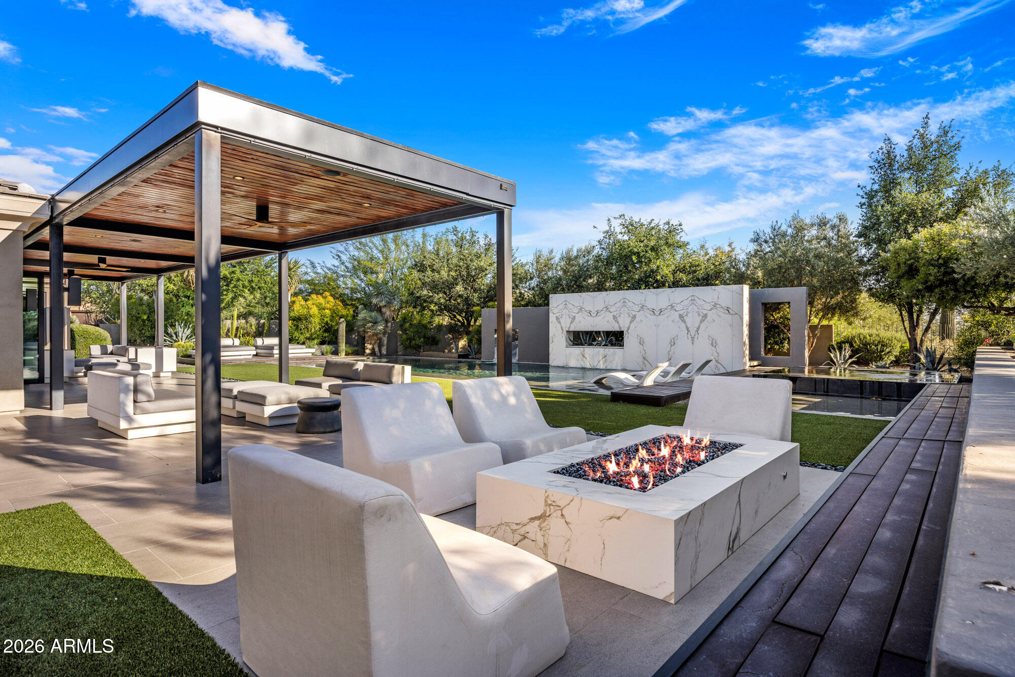 Buy or rent a property | N 88th Way, Scottsdale 85255