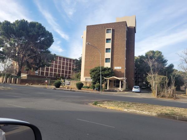 Buy or rent a property | 6 Union Avenue, Bloemfontein 9310