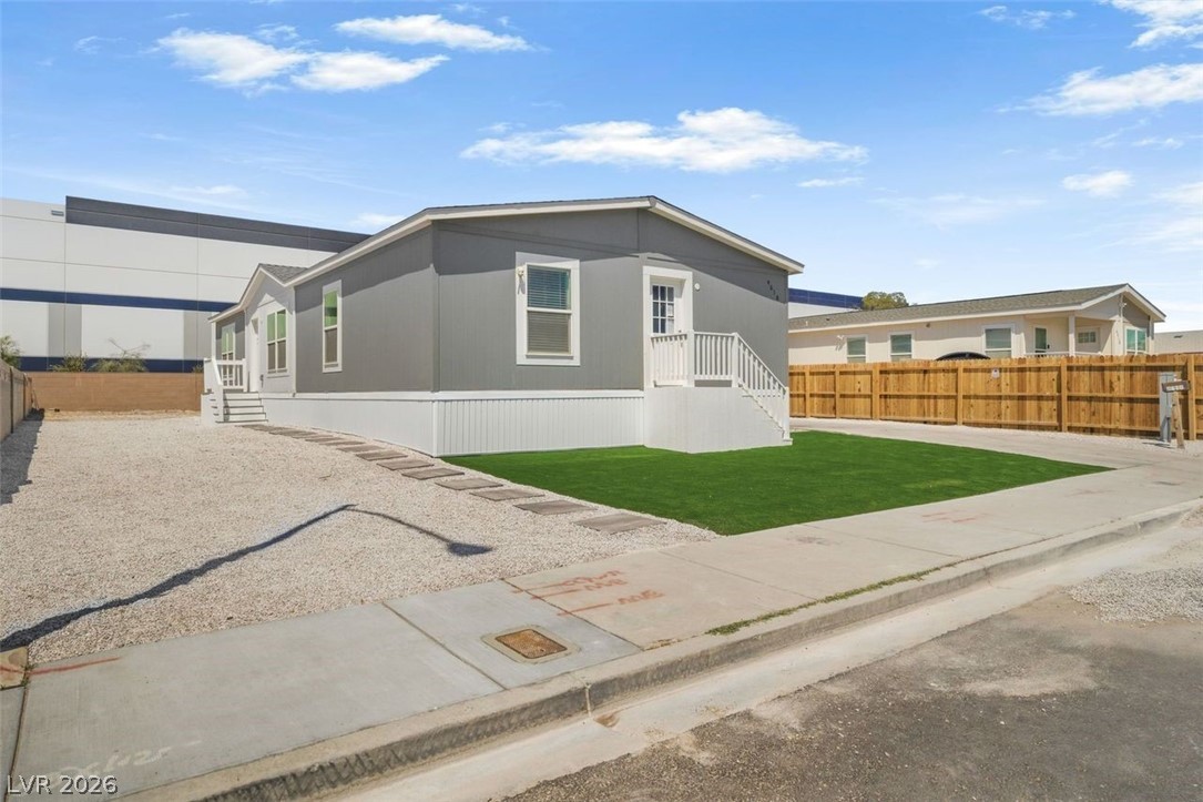 Buy or rent a property | Crystal Peak Dr, Las Vegas 89115
