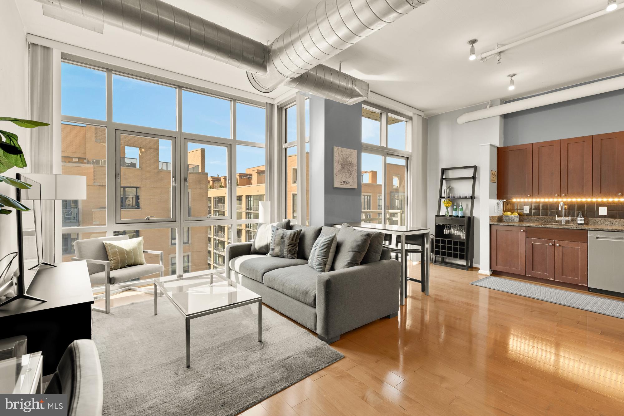 Buy or rent a property | 4th St NW, Washington, DC 20001