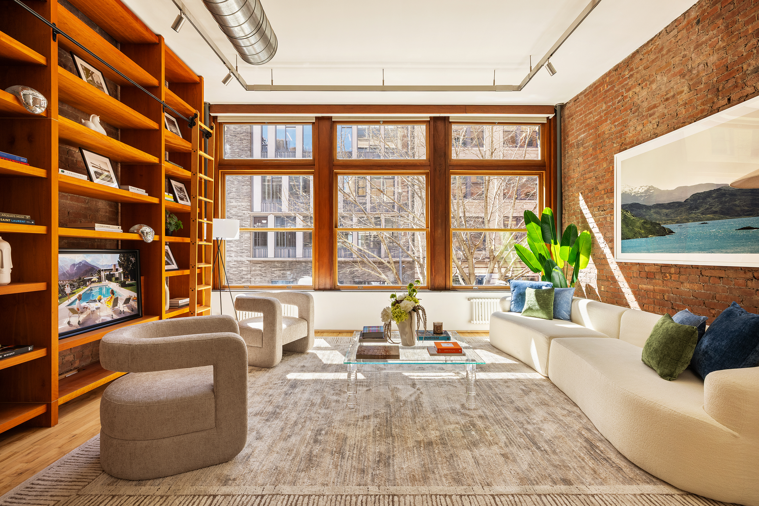 Buy or rent a property | East 4th Street, NoHo 10003