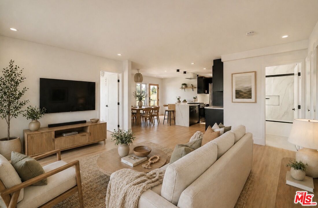 Buy or rent a property | Grand View Blvd, Culver City 90066
