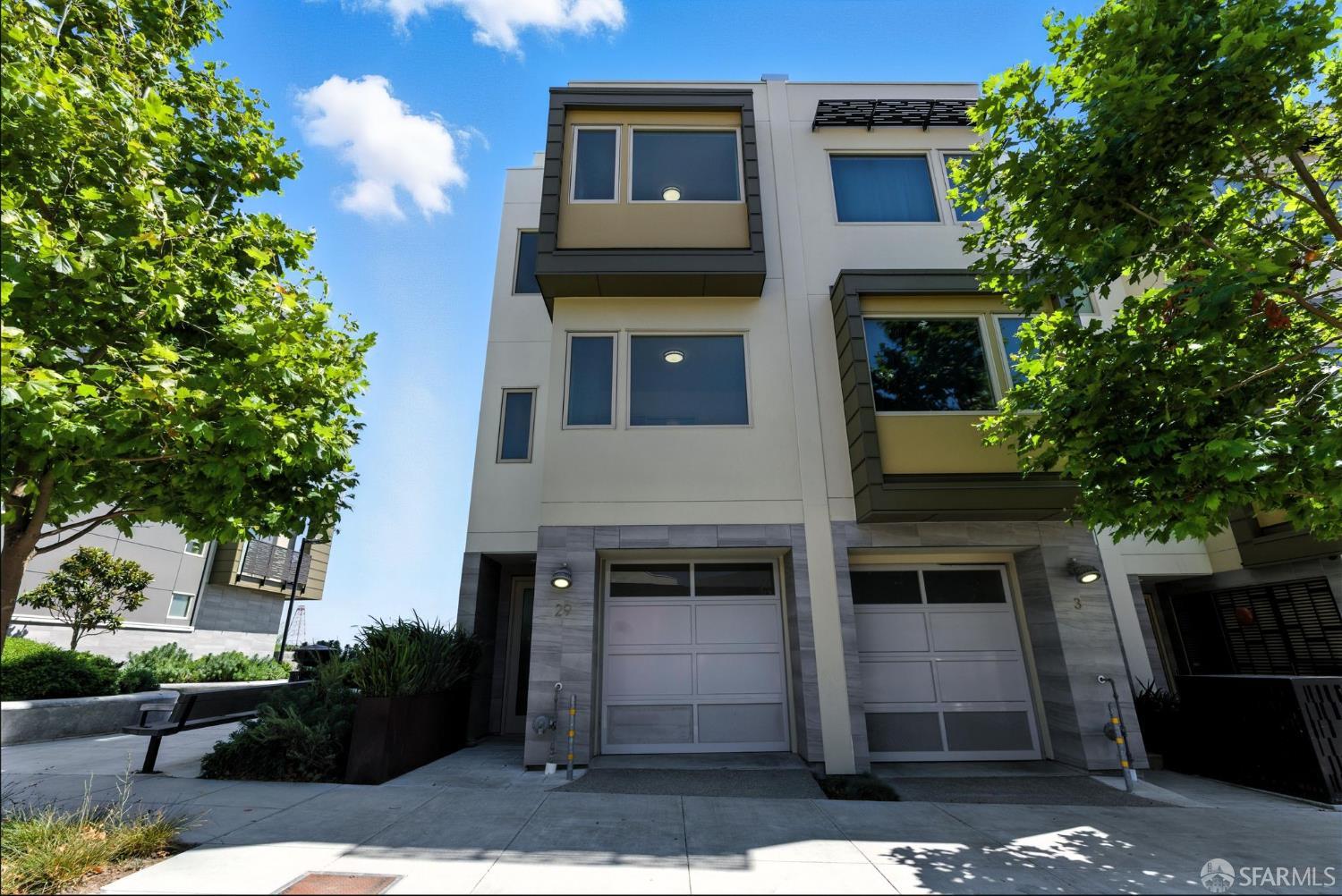 Buy or rent a property | Kirkwood Ave, San Francisco 94124