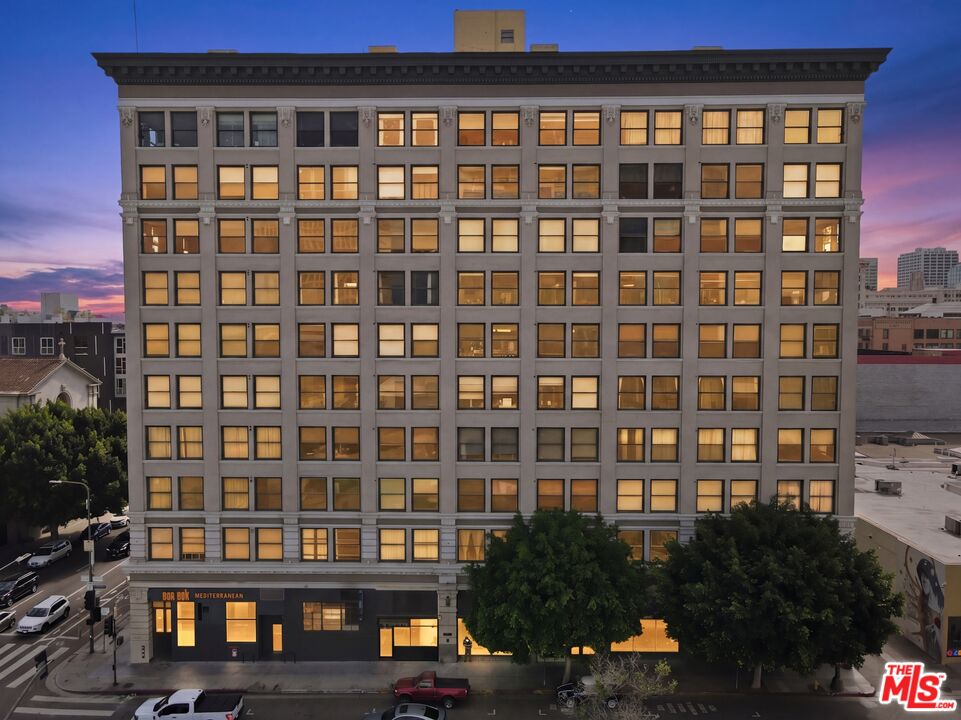Buy or rent a property | W 2nd St, Los Angeles 90012