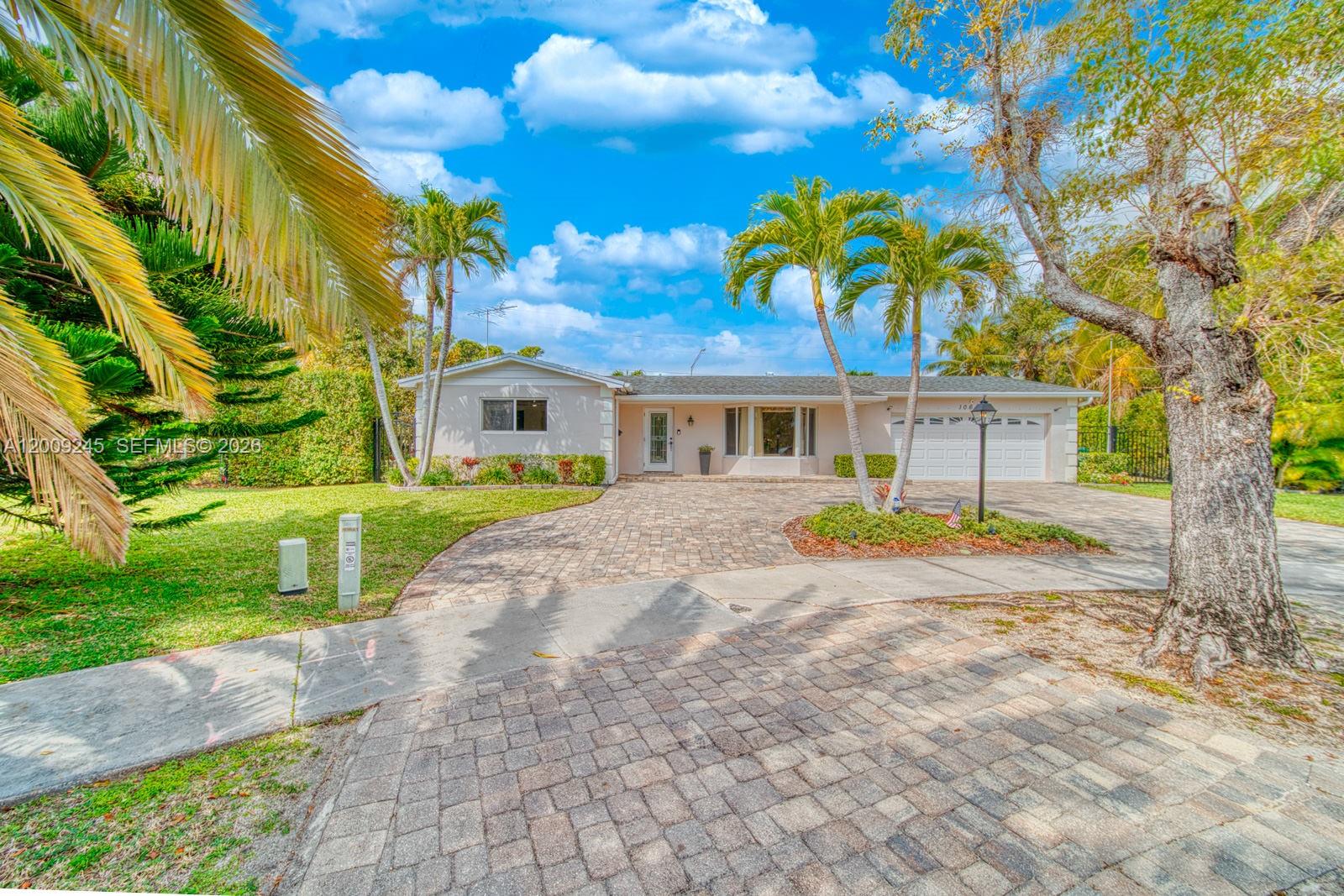 Buy or rent a property | SW 99th Ter, Miami 33176