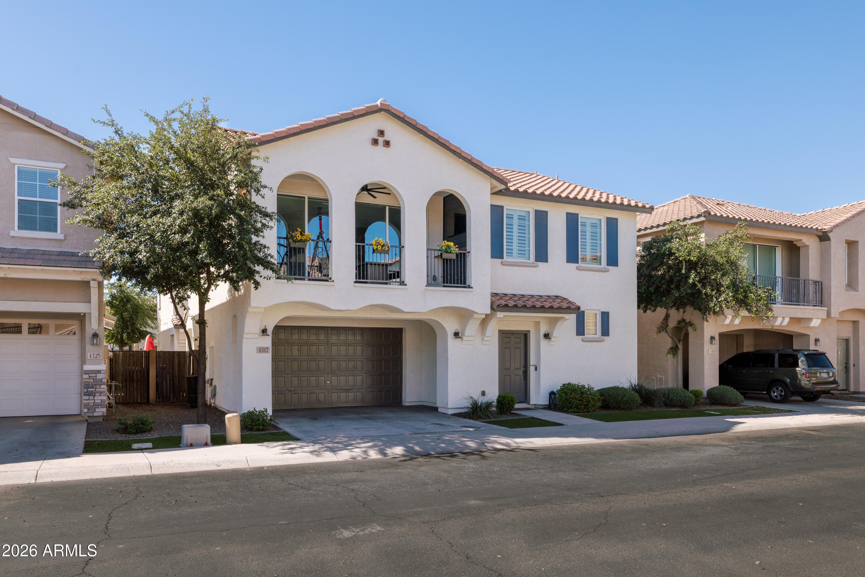 Buy or rent a property | E Erie St, Gilbert 85295