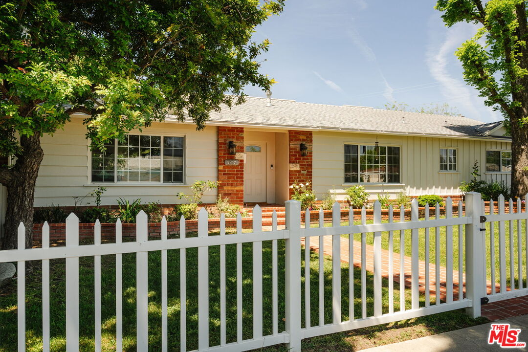 Buy or rent a property | Bevis Ave, Sherman Oaks 91411