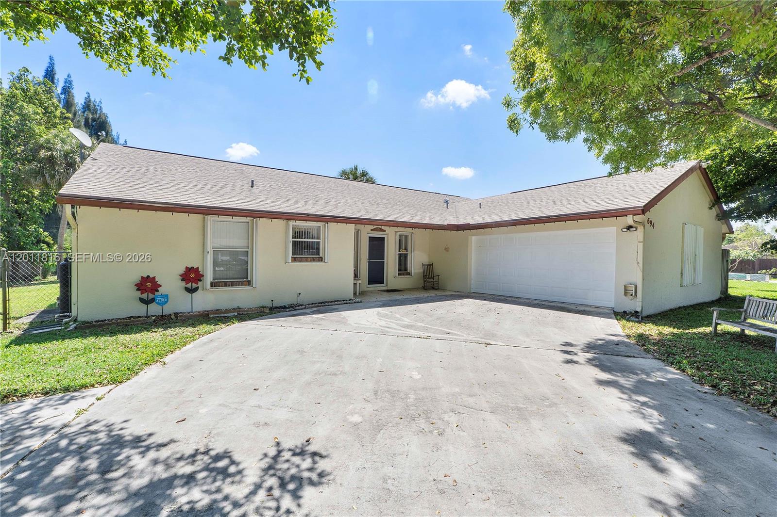 Buy or rent a property | Dixie Ln, West Palm Beach 33415