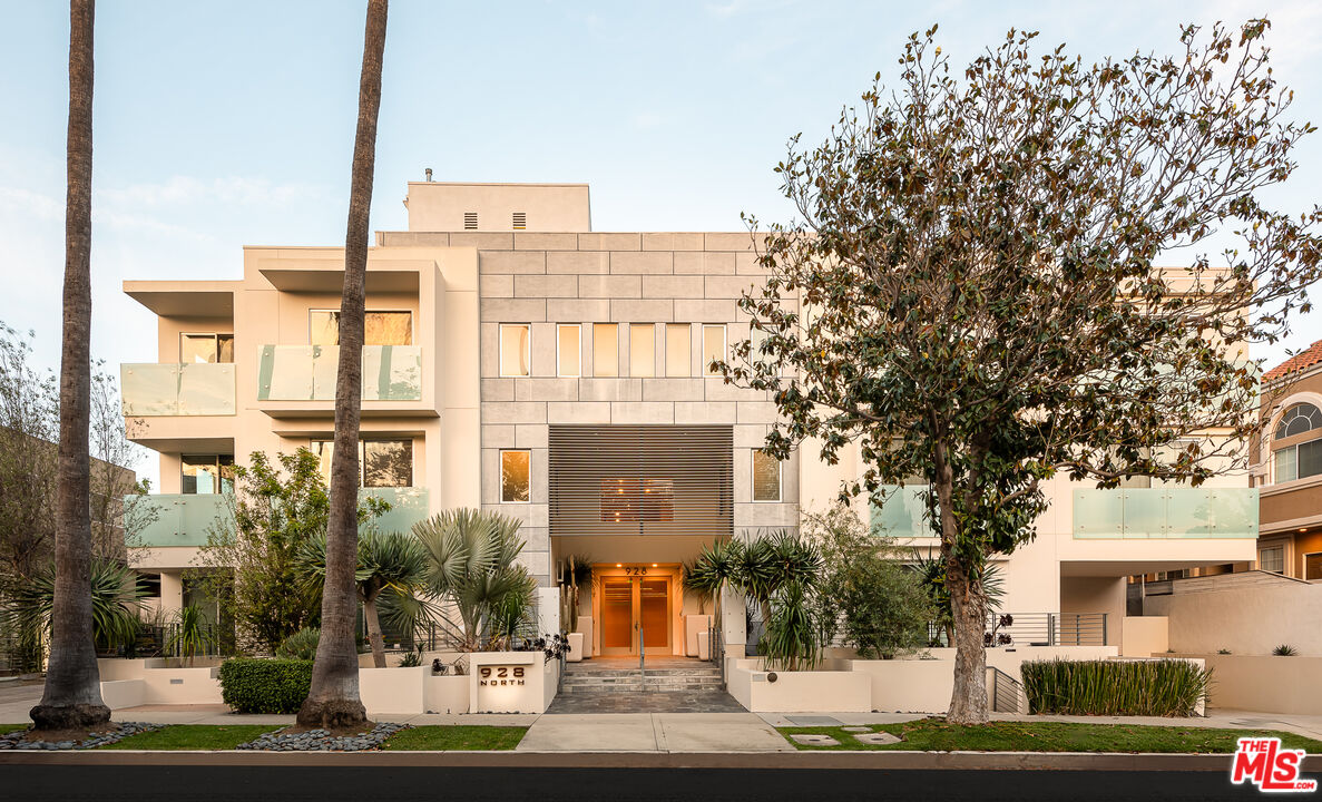 Buy or rent a property | N Croft Ave, West Hollywood 90069