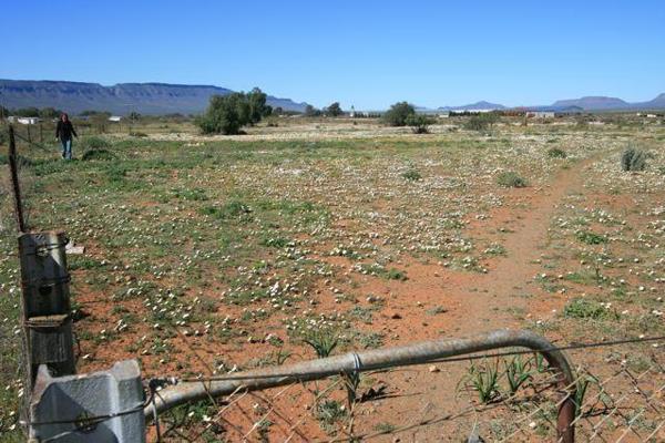 Buy or rent a property | 3040 Park Street, Calvinia 8190