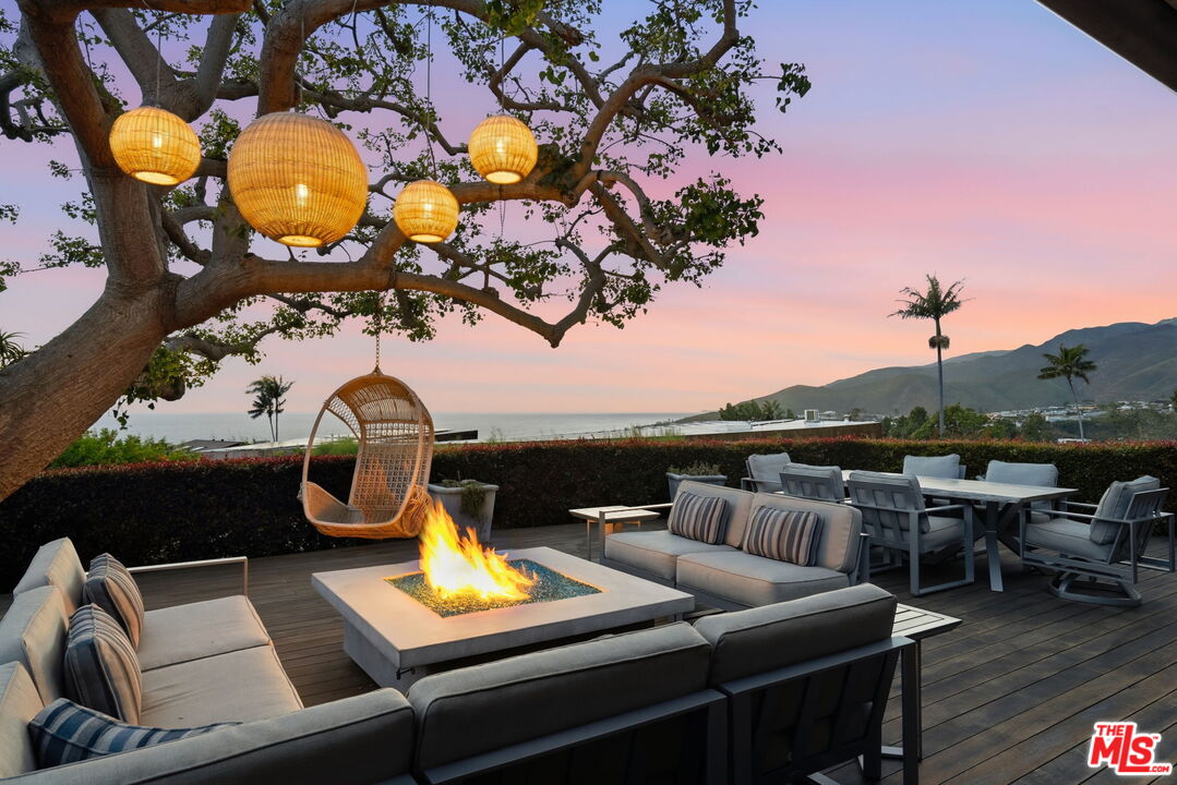 Buy or rent a property | Sabbiadoro Way, Pacific Palisades 90272