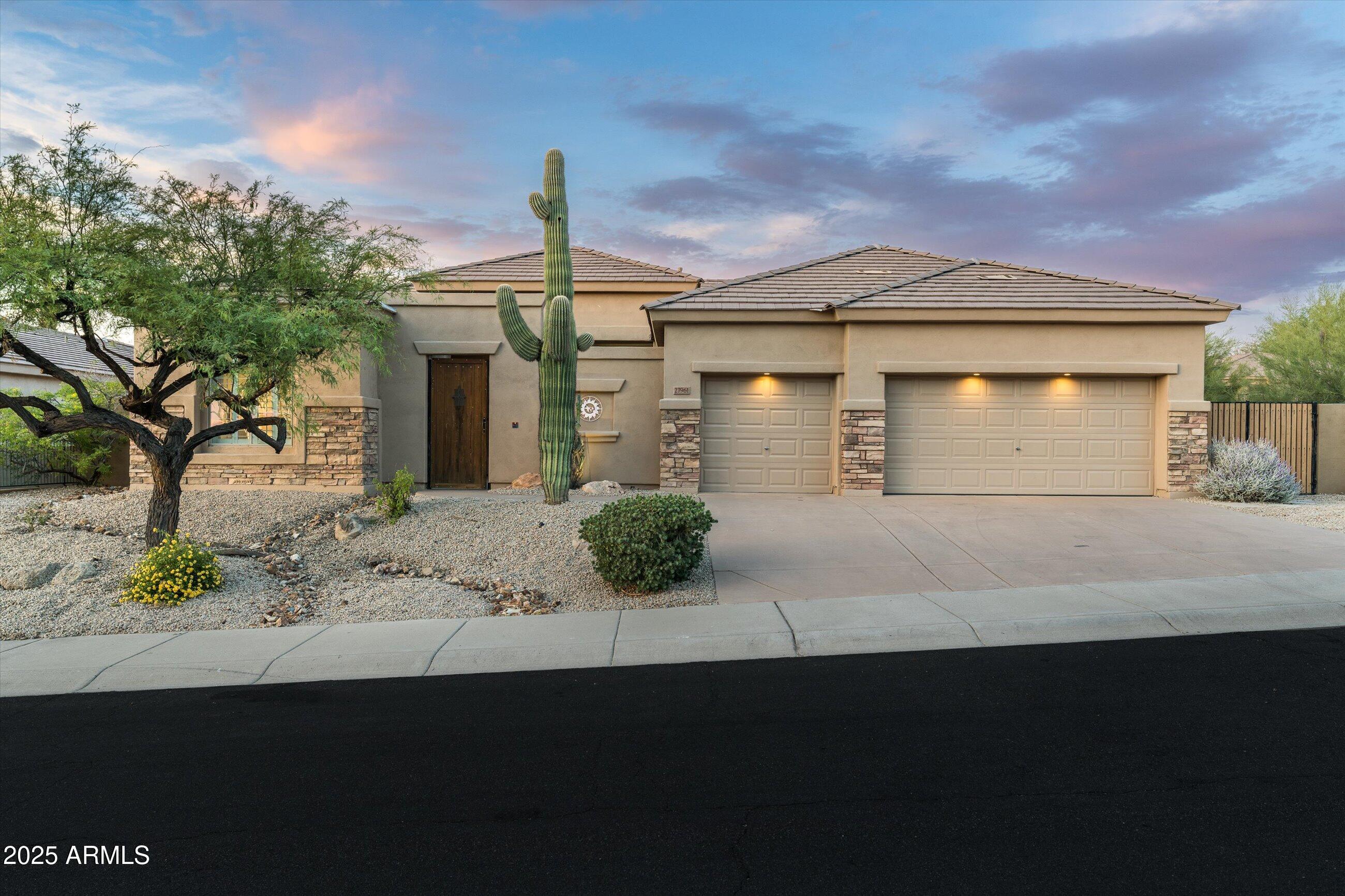 Buy or rent a property | N 114th Way, Scottsdale 85262