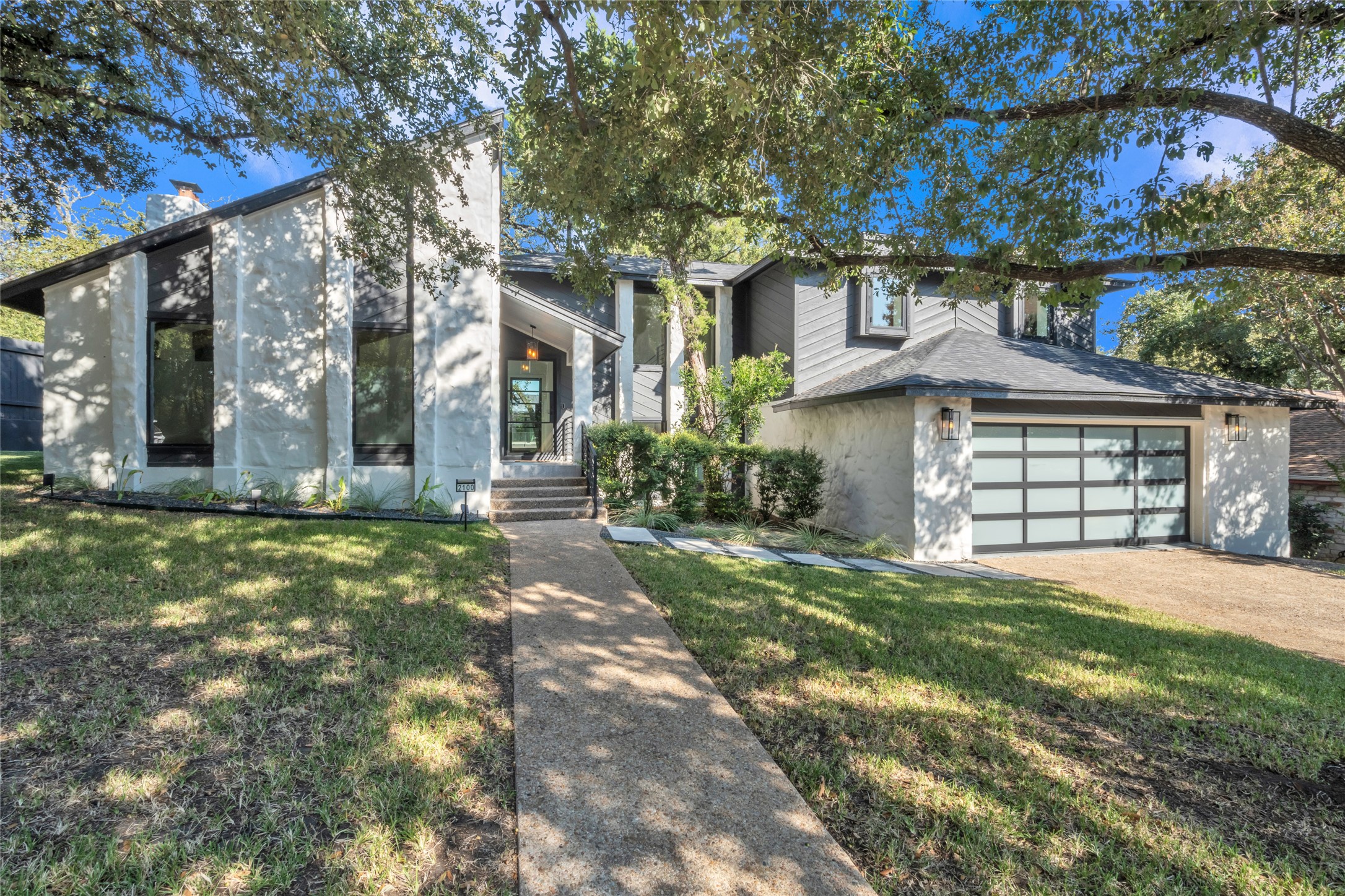Buy or rent a property | Apricot Glen Dr, Austin 78746