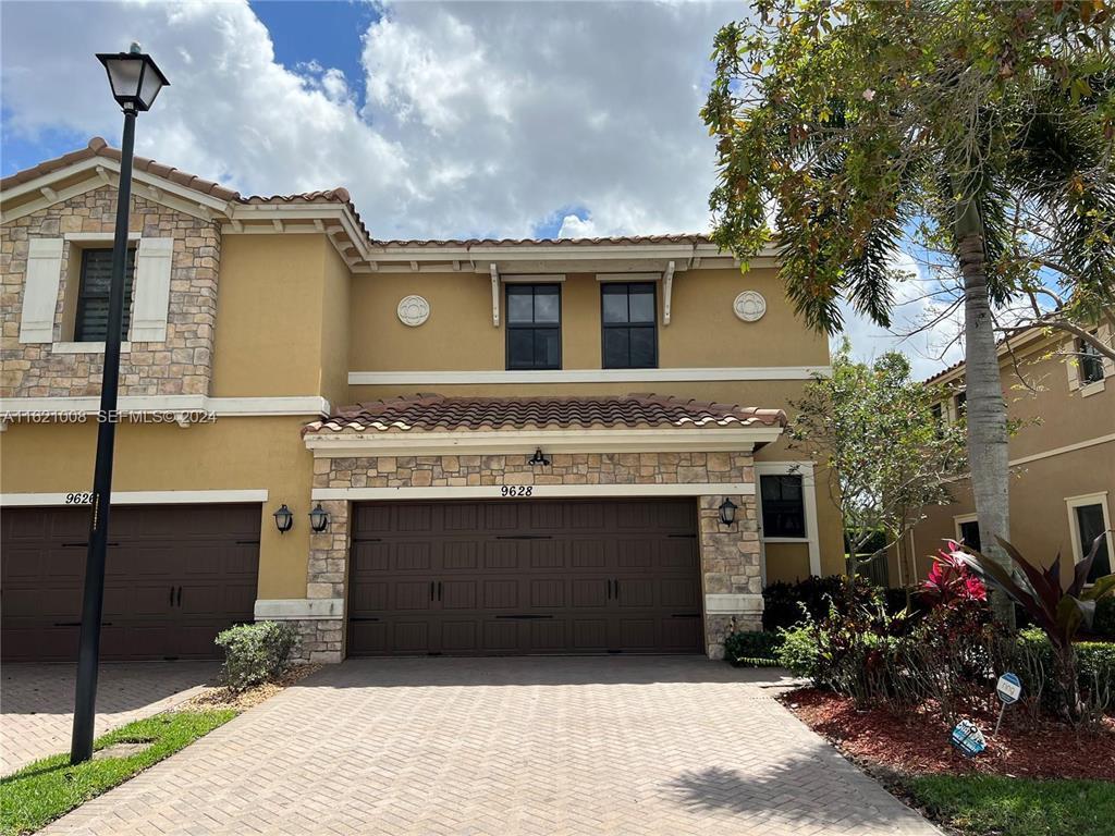 Buy or rent a property | Town Parc Cir S, Parkland 33076