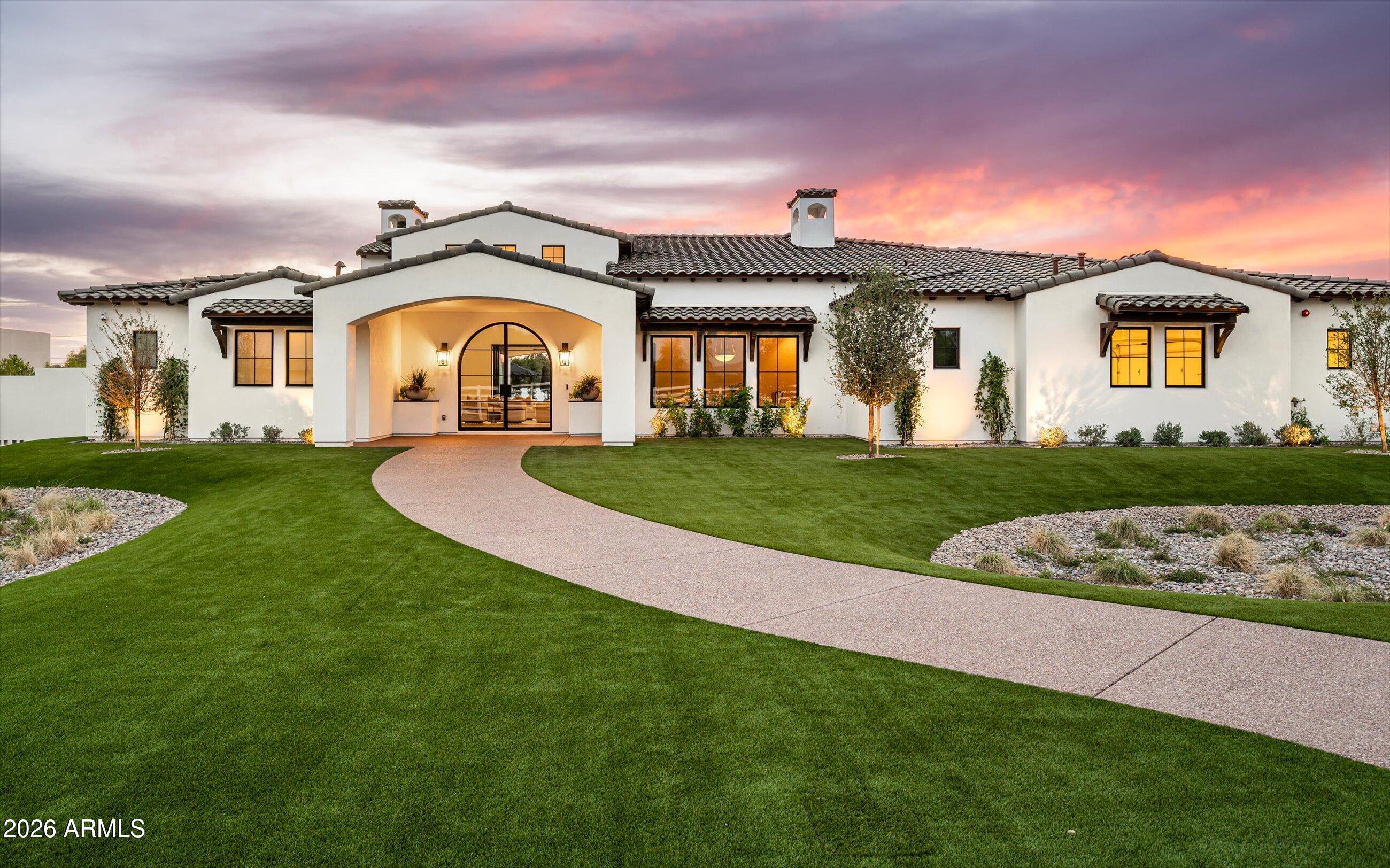 Buy or rent a property | N 68th Pl, Scottsdale 85254